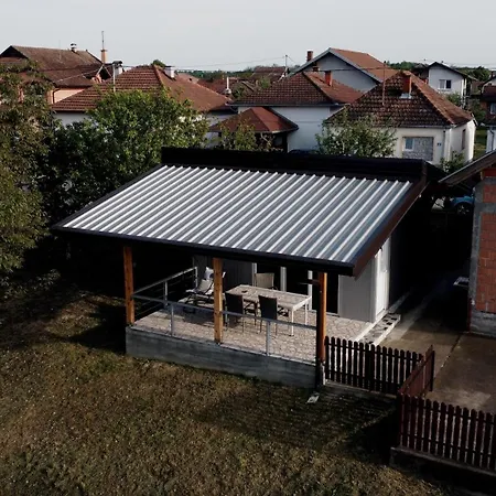 Anchor Ferienhaus Brčko